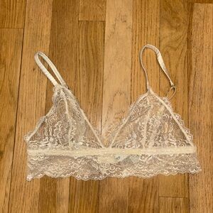 Etam | Bralette in white | 32B
